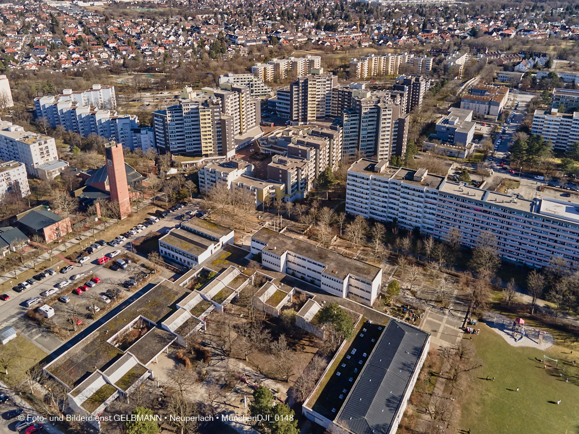 09.02.20222 - Marx-Zentrum und Umgebung in Neuperlach München 